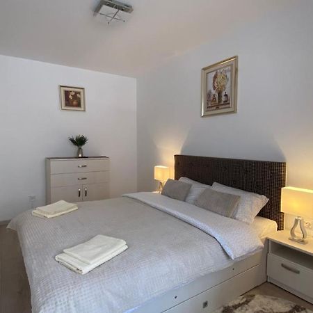 Trust Apartaments บราชอฟ ภายนอก รูปภาพ